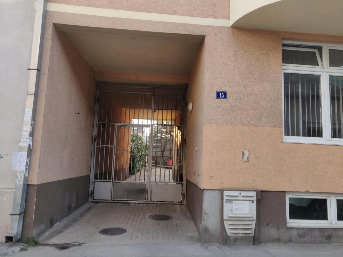 Filin Home Stefanovica 2 Novi Sad Exterior foto